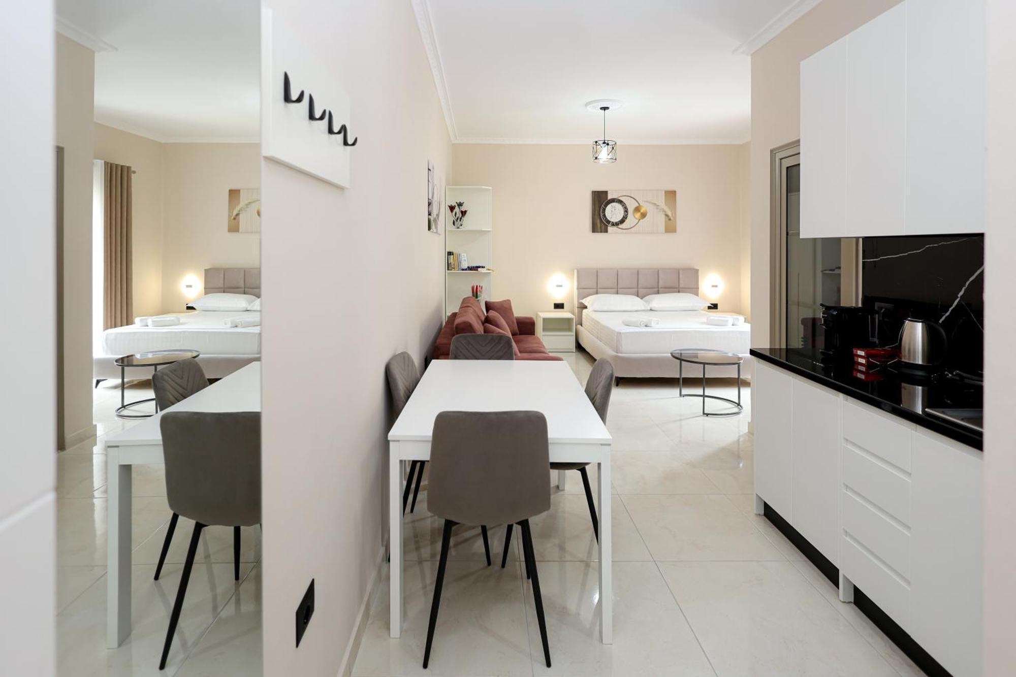 Apart-hotel Saliasi Hotel&apartament Polican
