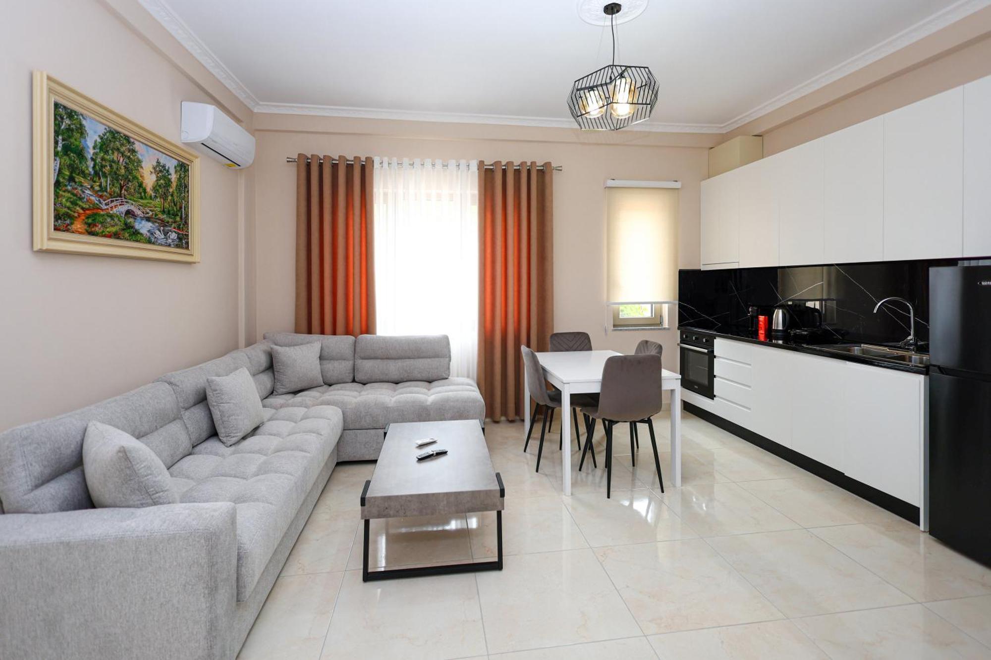 Saliasi Hotel&apartament Polican