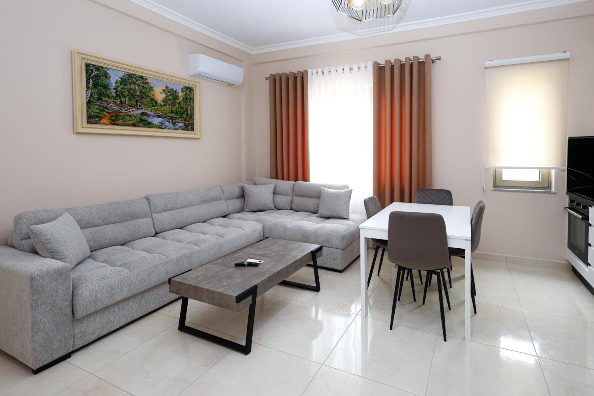 Saliasi Hotel&apartament