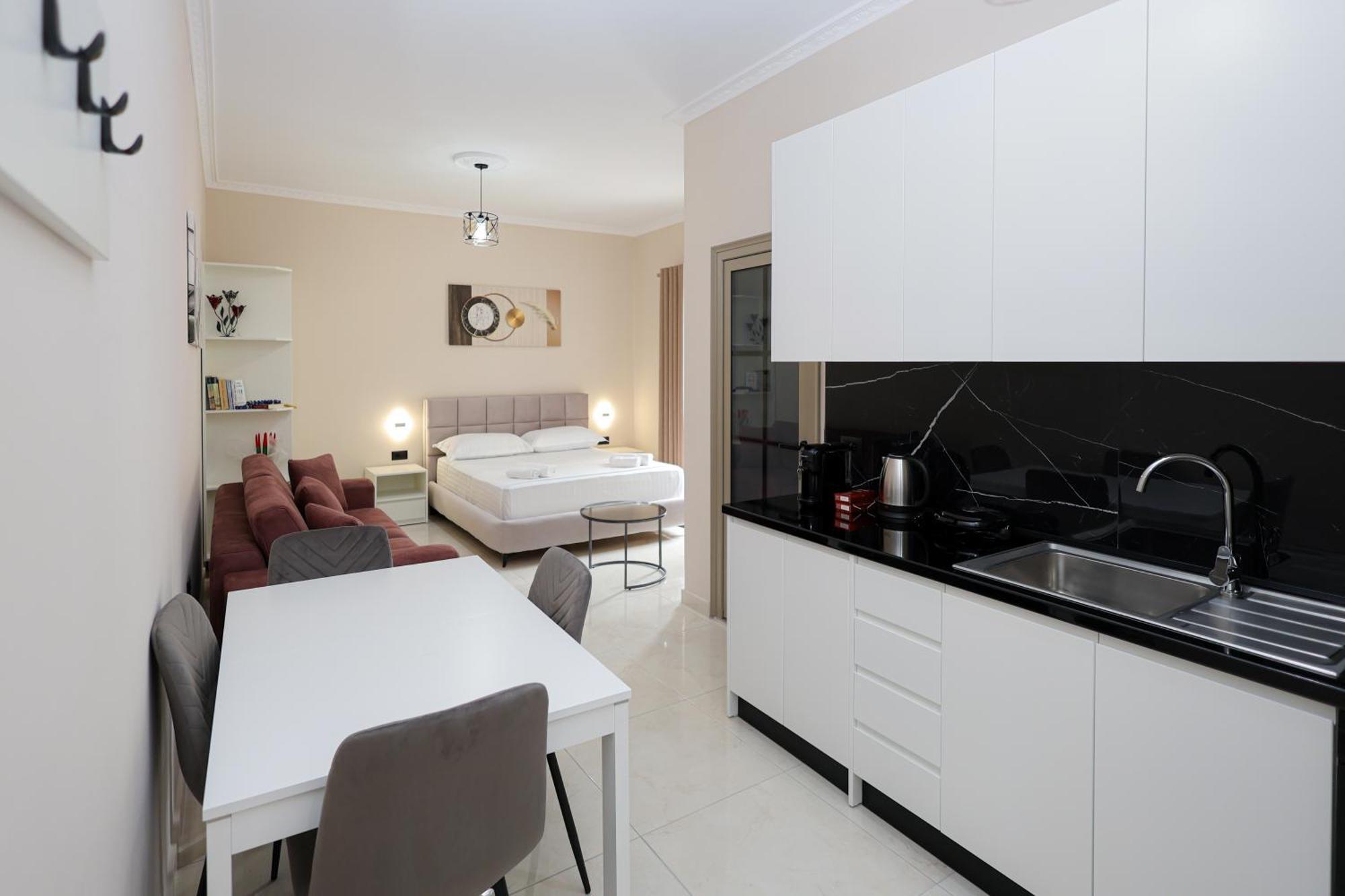 Apart-hotel Saliasi Hotel&apartament Polican